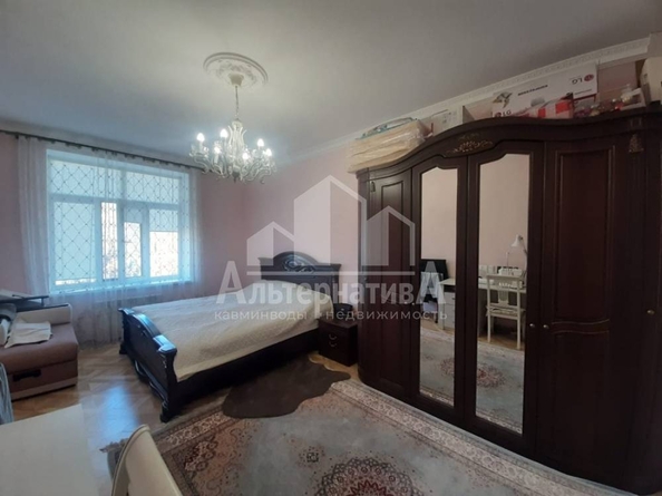 
   Продам 2-комнатную, 97 м², Революции ул

. Фото 13.