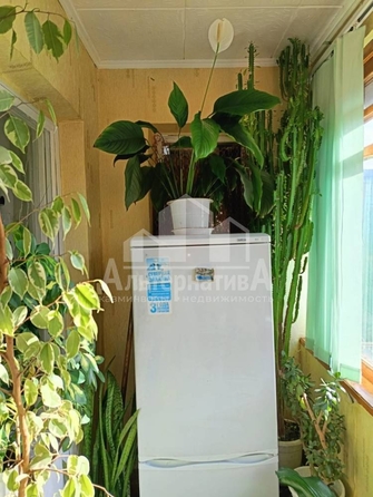 
  Продается 1-комн. квартира, 36.3 м², Азербайджанская ул
. Фото 4.