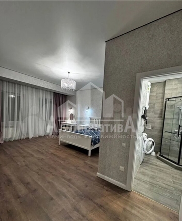 
   Продам 3-комнатную, 115 м², 8 Марта ул

. Фото 11.