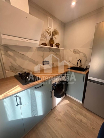 
   Продам 2-комнатную, 41 м², Цандера проезд

. Фото 11.