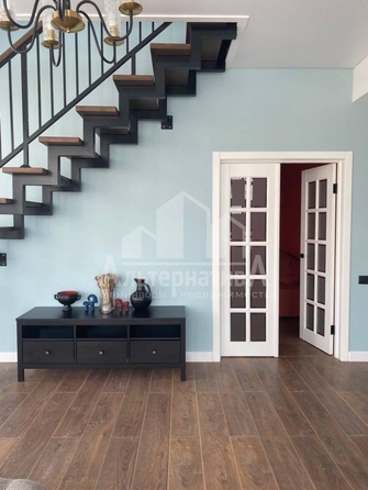 
  Продается 4-комн. квартира, 125 м², Островского ул
. Фото 6.