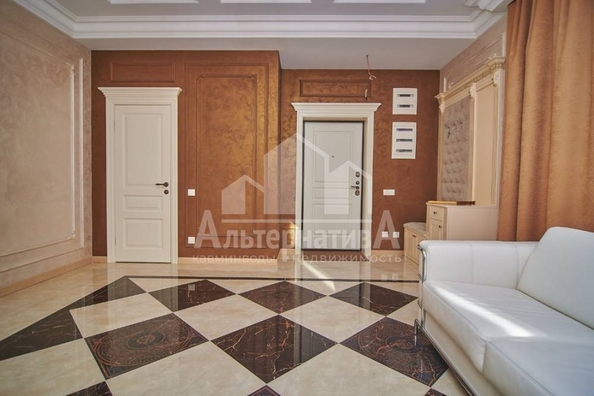 
  Продается 4-комн. квартира, 200 м², Шаумяна ул
. Фото 9.