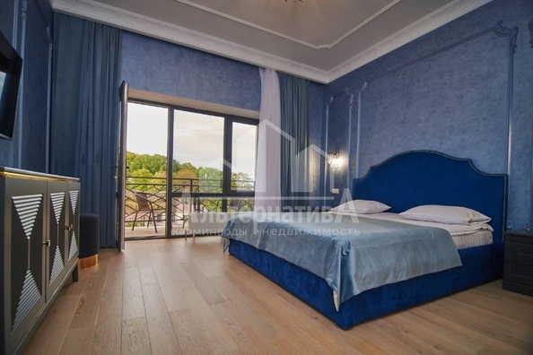 
  Продается 4-комн. квартира, 200 м², Шаумяна ул
. Фото 7.