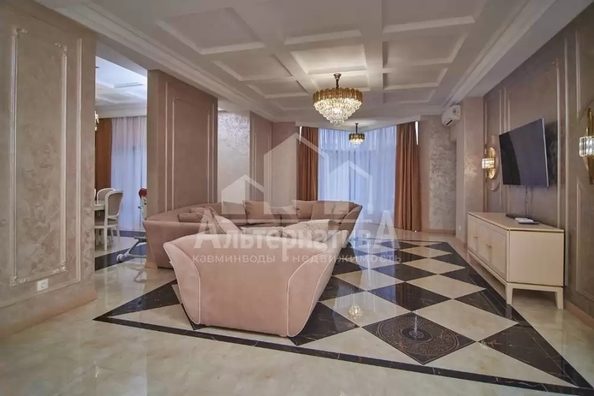 
  Продается 4-комн. квартира 200 м². Фото 6.