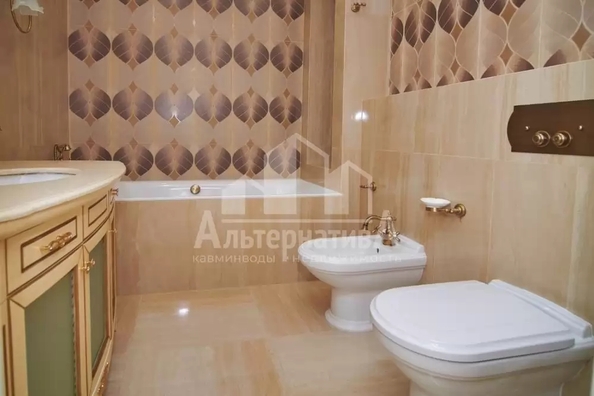 
  Продается 4-комн. квартира 200 м². Фото 14.