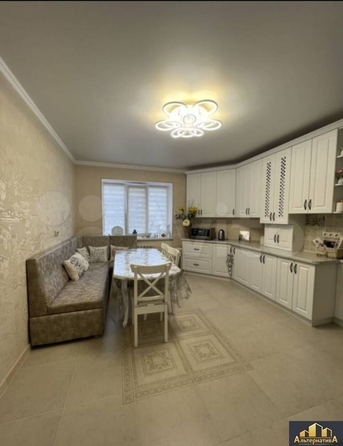 
  Продается 3-комн. квартира, 102 м², Жуковского ул
. Фото 3.