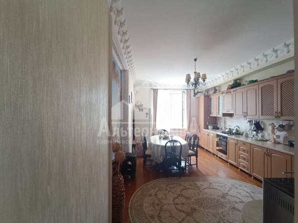 
   Продам 2-комнатную, 81.6 м², Ленинградская ул

. Фото 4.