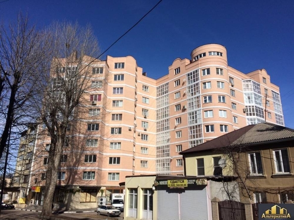 
   Продам 3-комнатную, 101.6 м², Жуковского ул

. Фото 1.