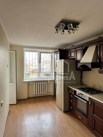 
  Продается 3-комн. квартира, 71.4 м², Калинина ул
. Фото 2.