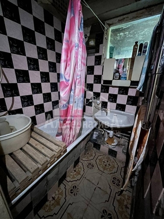 
  Продается 4-комн. квартира, 85 м², Андрея Губина ул
. Фото 11.