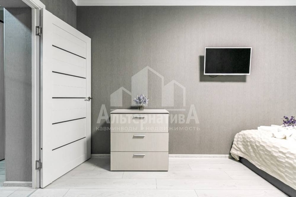
  Продается 1-комн. квартира, 45 м², Орджоникидзе ул
. Фото 10.