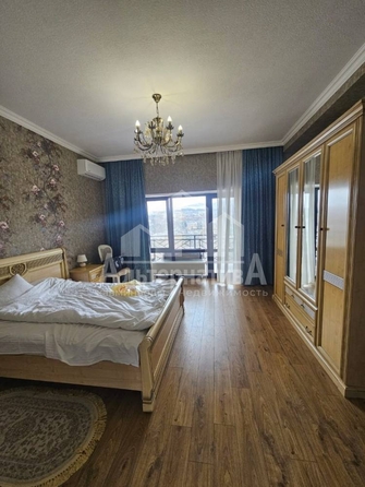 
  Продается 4-комн. квартира, 200 м², Шаумяна ул
. Фото 11.
