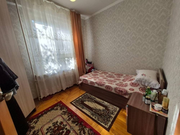 
   Продам 3-комнатную, 46.8 м², Цандера проезд

. Фото 4.