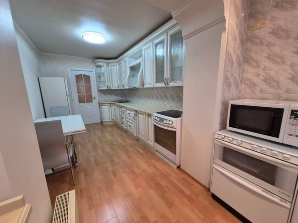 
  Продается 3-комн. квартира, 84.7 м², Железнодорожная ул
. Фото 4.