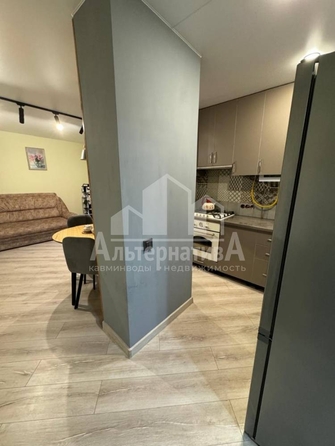 
  Продается 1-комн. квартира, 27 м², Суворова ул
. Фото 2.