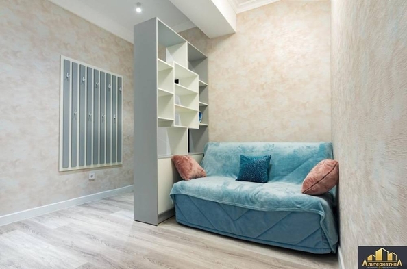 
  Продается 3-комн. квартира, 80 м², Декабристов ул
. Фото 12.