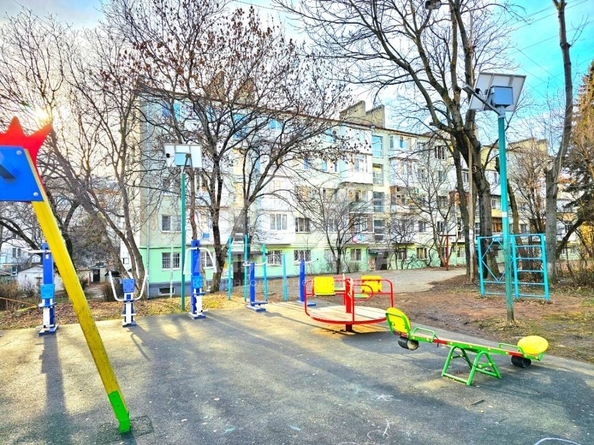 
   Продам 3-комнатную, 55.6 м², Героев Медиков ул

. Фото 2.