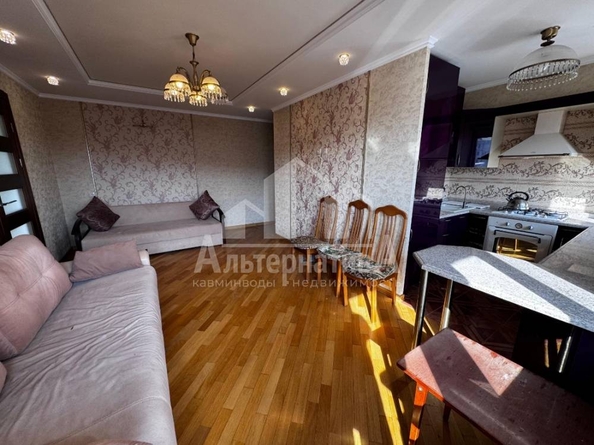 
   Продам 2-комнатную, 44.3 м², Умара Алиева ул

. Фото 1.
