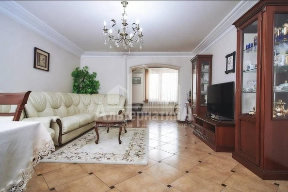 
  Продается 4-комн. квартира, 138 м², Набережная ул
. Фото 10.