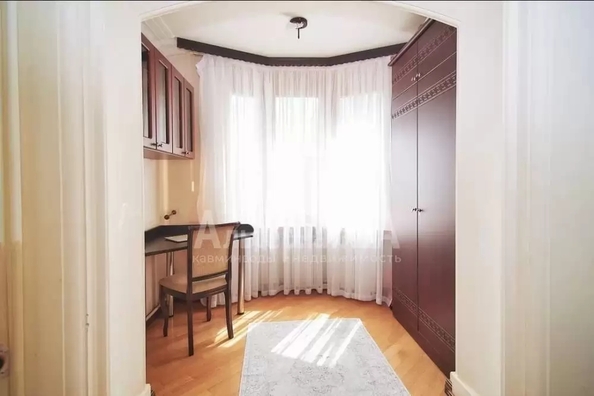 
  Продается 4-комн. квартира 138 м². Фото 17.