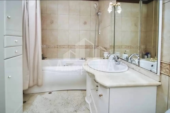
  Продается 4-комн. квартира 138 м². Фото 34.