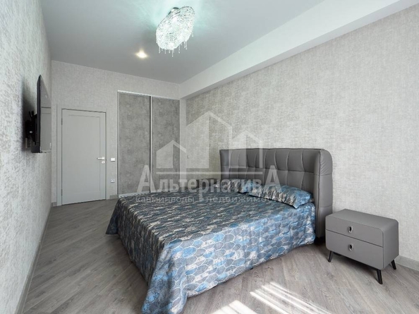 
   Продам 3-комнатную, 100 м², Декабристов ул

. Фото 7.