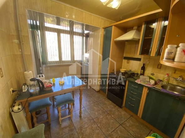 
  Продается 3-комн. квартира, 59.7 м², Октябрьская ул
. Фото 8.