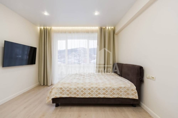 
  Продается 2-комн. квартира, 96 м², Пятигорская ул
. Фото 3.