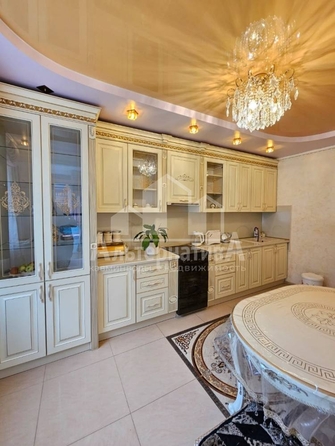 
  Продается 3-комн. квартира, 60 м², Набережная ул
. Фото 3.