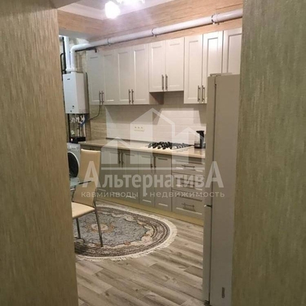 
   Продам 2-комнатную, 74 м², Революции ул

. Фото 3.