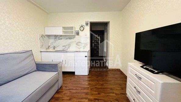 
   Продам 1-комнатную, 18 м², Красивая ул

. Фото 5.