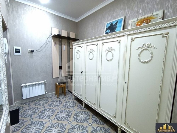 
   Продам 1-комнатную, 61 м², Революции ул

. Фото 15.