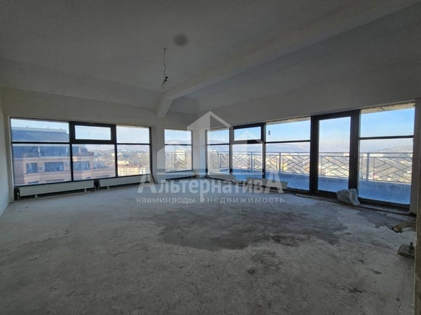 
  Продается 4-комн. квартира, 220.4 м², Шаумяна ул
. Фото 3.