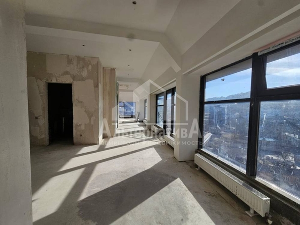 
   Продам 4-комнатную, 213 м², Шаумяна ул

. Фото 9.