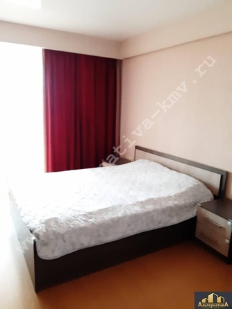 
  Продается 3-комн. квартира, 90 м², Школьный пер
. Фото 2.