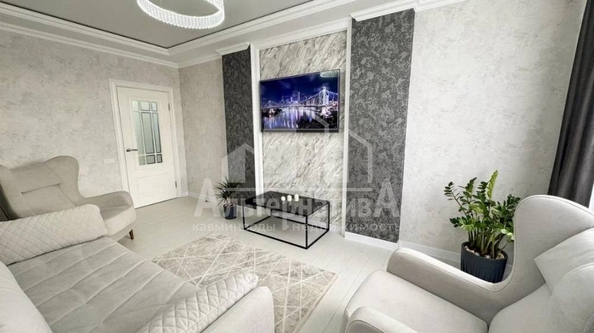 
   Продам 2-комнатную, 57 м², Окопная ул

. Фото 3.