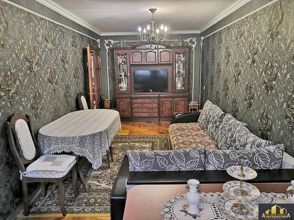 
  Продается 3-комн. квартира, 58.4 м², Широкая ул
. Фото 3.
