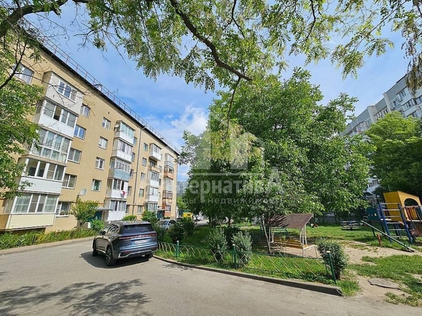 
  Продается 1-комн. квартира, 47 м², Окопная ул
. Фото 2.
