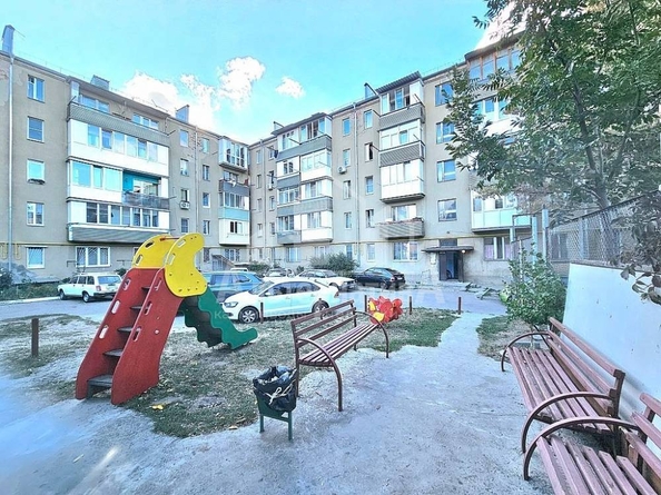 
   Продам 2-комнатную, 42 м², Калинина ул

. Фото 9.