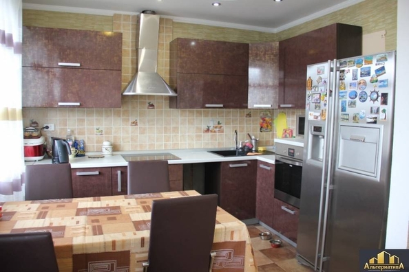 
  Продается 3-комн. квартира, 83 м², Набережная ул
. Фото 2.