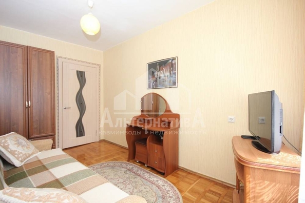 
   Продам 3-комнатную, 67.5 м², Крылова ул

. Фото 5.