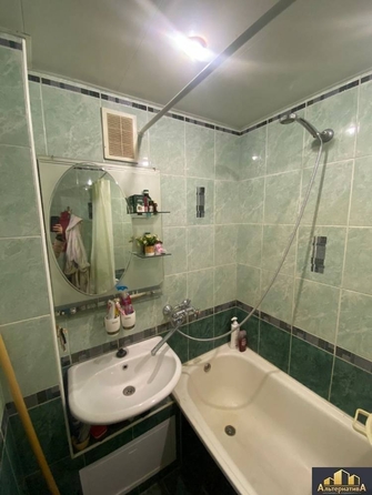 
  Продается 2-комн. квартира, 52.2 м², Красивая ул
. Фото 10.