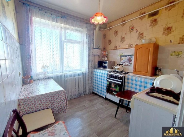 
   Продам 2-комнатную, 45.6 м², Героев Медиков ул

. Фото 7.