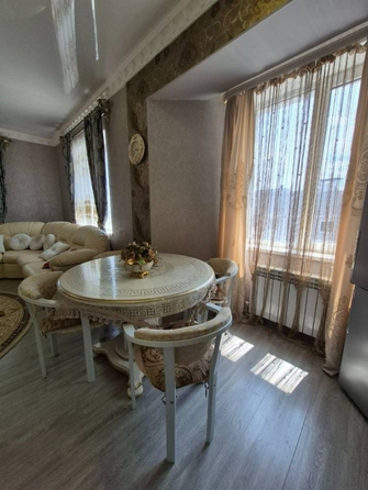 
  Продается 2-комн. квартира, 55 м², Азербайджанская ул
. Фото 9.