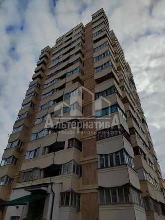 
   Продам 3-комнатную, 86.2 м², Набережная ул

. Фото 1.