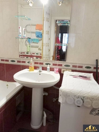
  Продается 2-комн. квартира, 49 м², Набережная ул
. Фото 10.