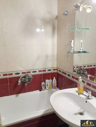 
  Продается 2-комн. квартира, 49 м², Набережная ул
. Фото 11.