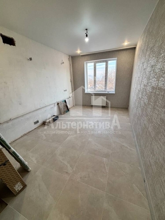 
  Продается 1-комн. квартира, 43.9 м², Замковая ул
. Фото 3.