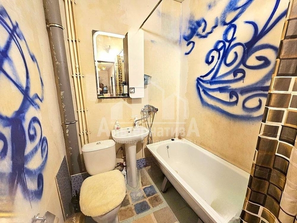 
  Продается 2-комн. квартира, 48 м², Набережная ул
. Фото 9.