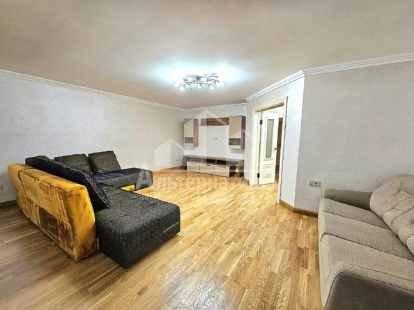 
  Продается 4-комн. квартира, 157 м², Широкая ул
. Фото 13.